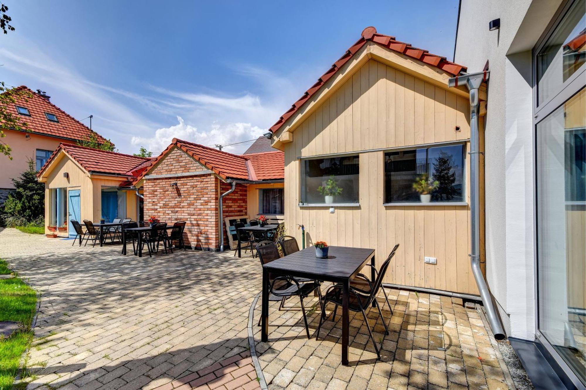 Penzion Ceresnovy Sad & Wellness Vysoke Tatry Bagian luar foto