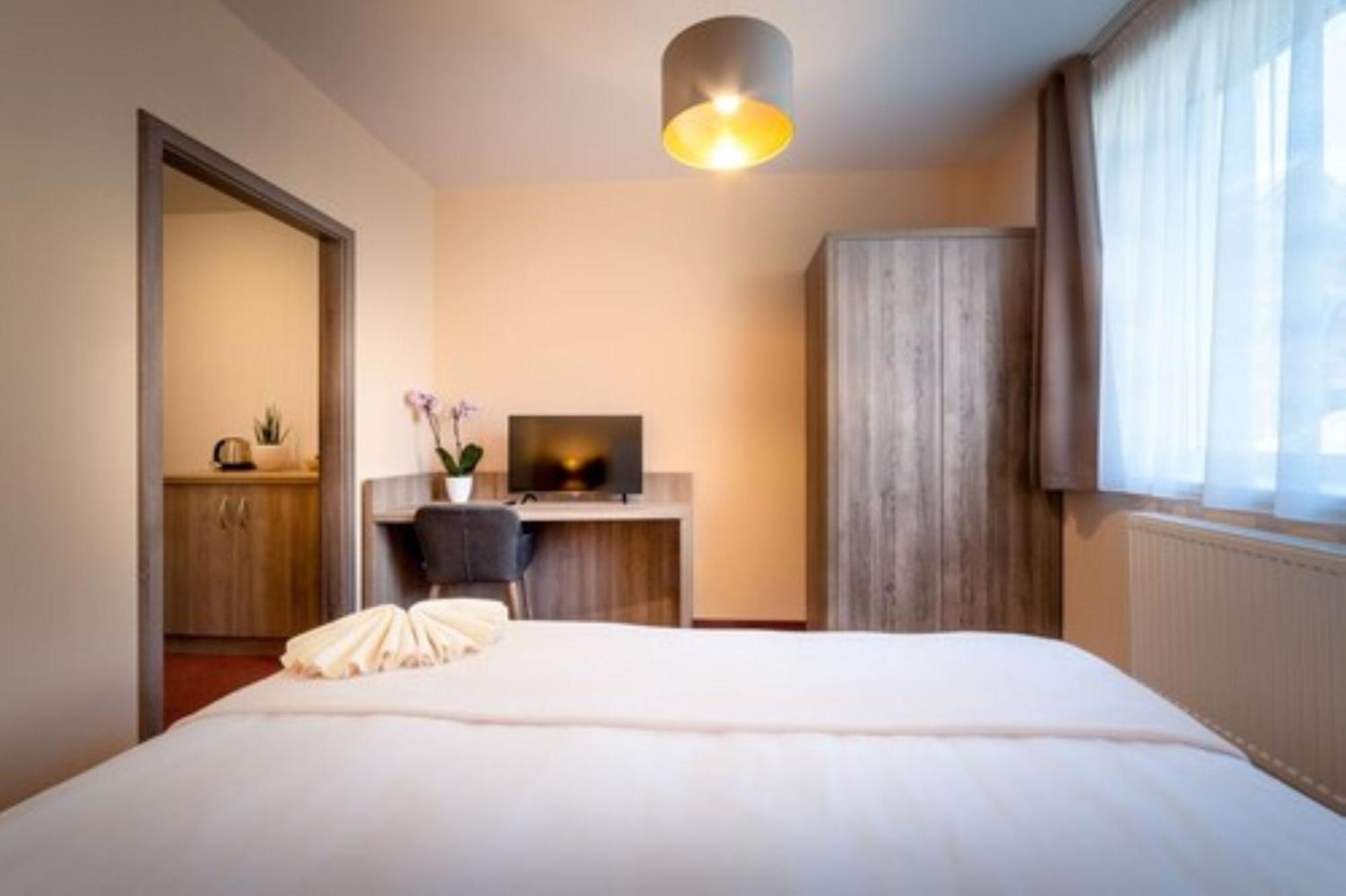 Penzion Ceresnovy Sad & Wellness Vysoke Tatry Bagian luar foto
